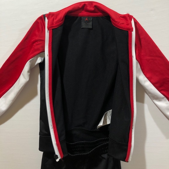 Jordan, Boys 2 Piece Sweat Suit Set, Various Sizes - Picture 7 of 16